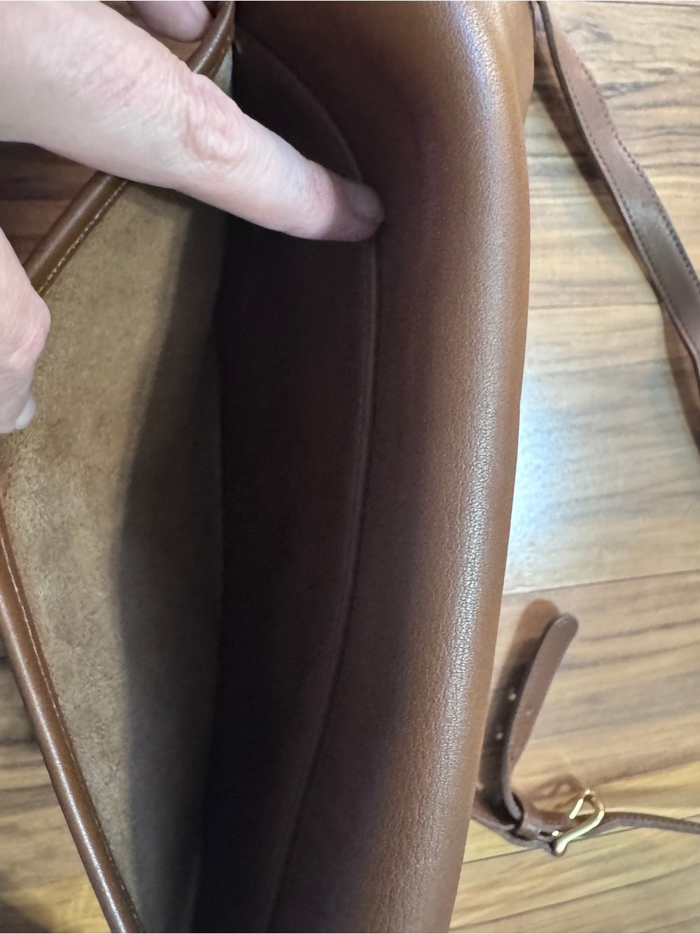 Vintage Coach Ridgefield Flap Crossbody Bag Style 9812 - Picture 14 of 16